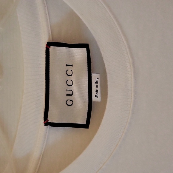 ORIGINAL GUCCI TSHIRT 100% AUTHENTIC ( the color is a off white) Oversized - Picture 3 of 10